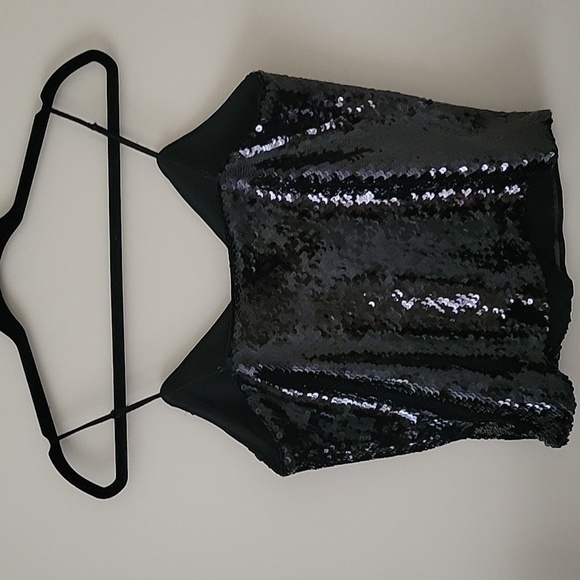NEW! EXPRESS Black Sequin Spaghetti Strap V-neck Tank Top Small. - Picture 6 of 9